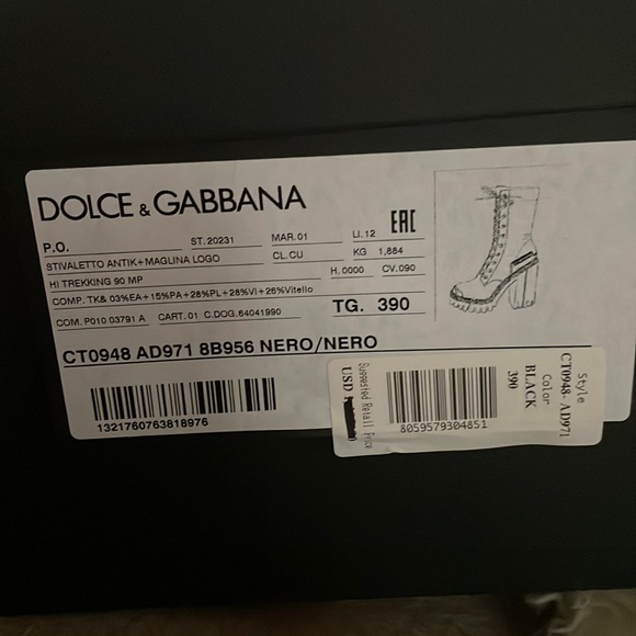 DOLCE& GABBANA Monongr lace up sock botts - Picture 10 of 10